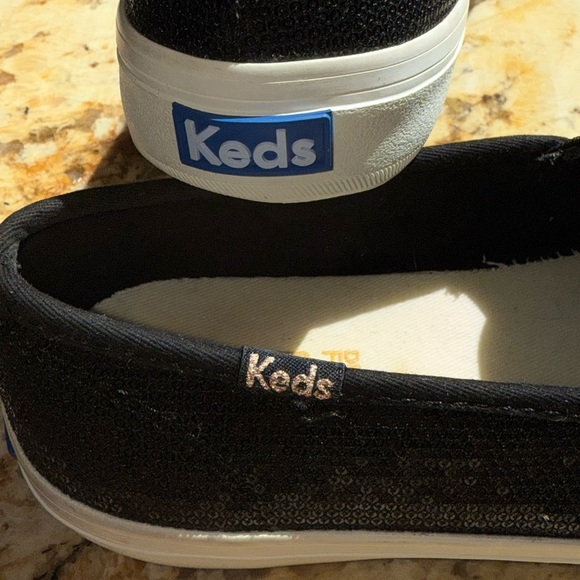 Keds Black Slip-On Sneakers Sequins Sparkly Glittery Canvas Comfy - Picture 2 of 7